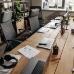 Clearing My Desk Every Night Did More for My Focus Than Any Productivity App - environment over willpower